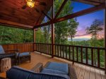 Soaring Hawk Lodge: Mountain View